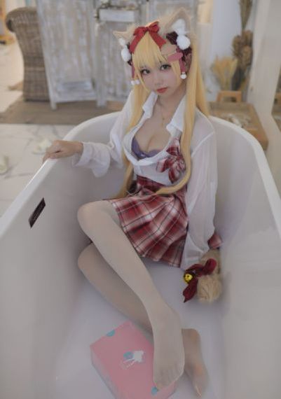 年轻女教师4hd中字免费观看_剧情片免费播放
